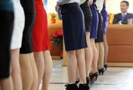 空姐换丝袜全过视频,空姐丝袜换装全过程揭秘